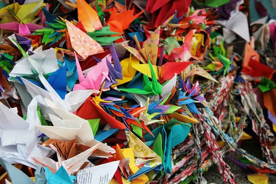 Origami Mille Gru di carta